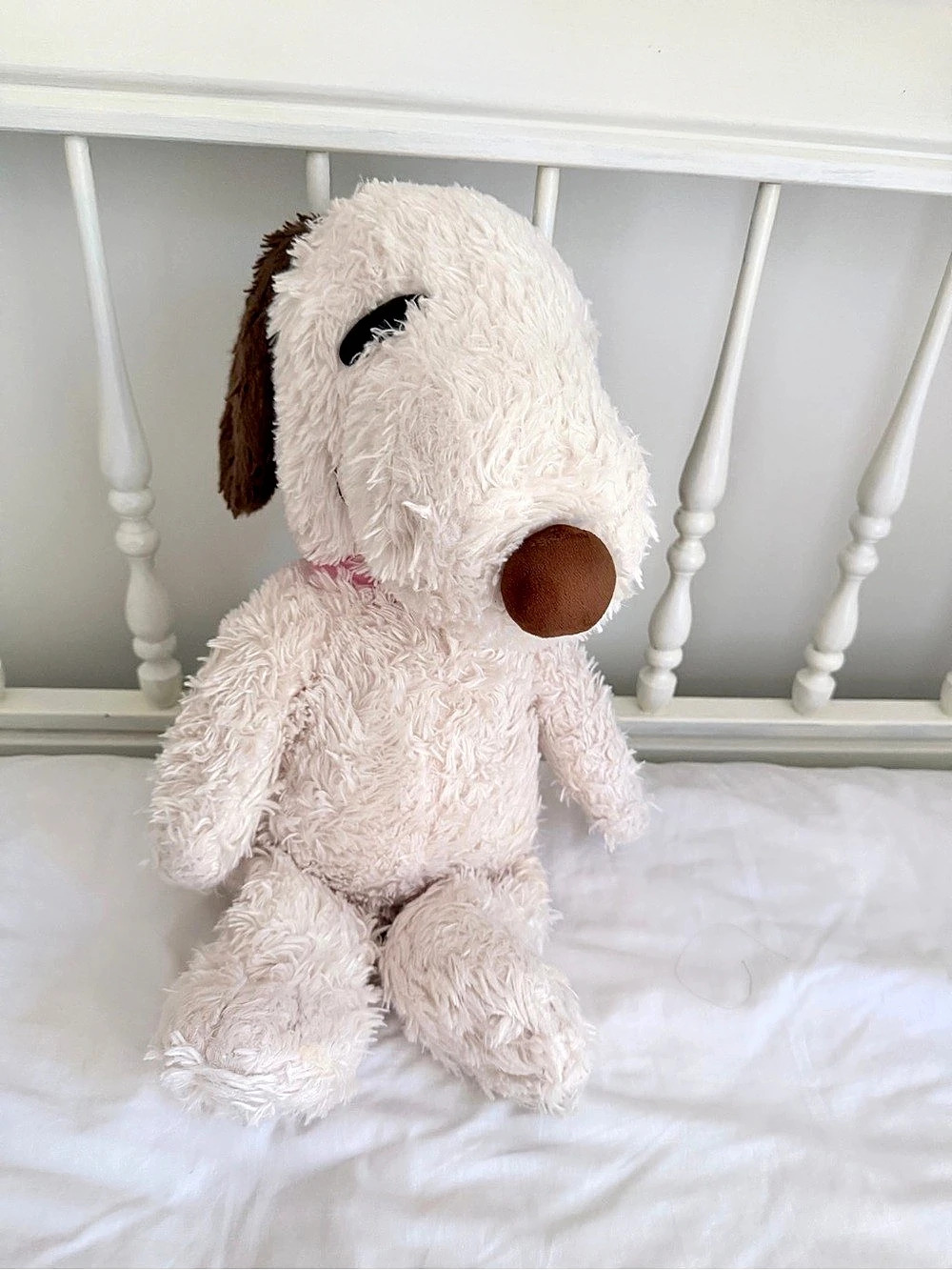 Japan imported Peanuts Snoopy Plush with Pink SNOOPY Collar White & Brown